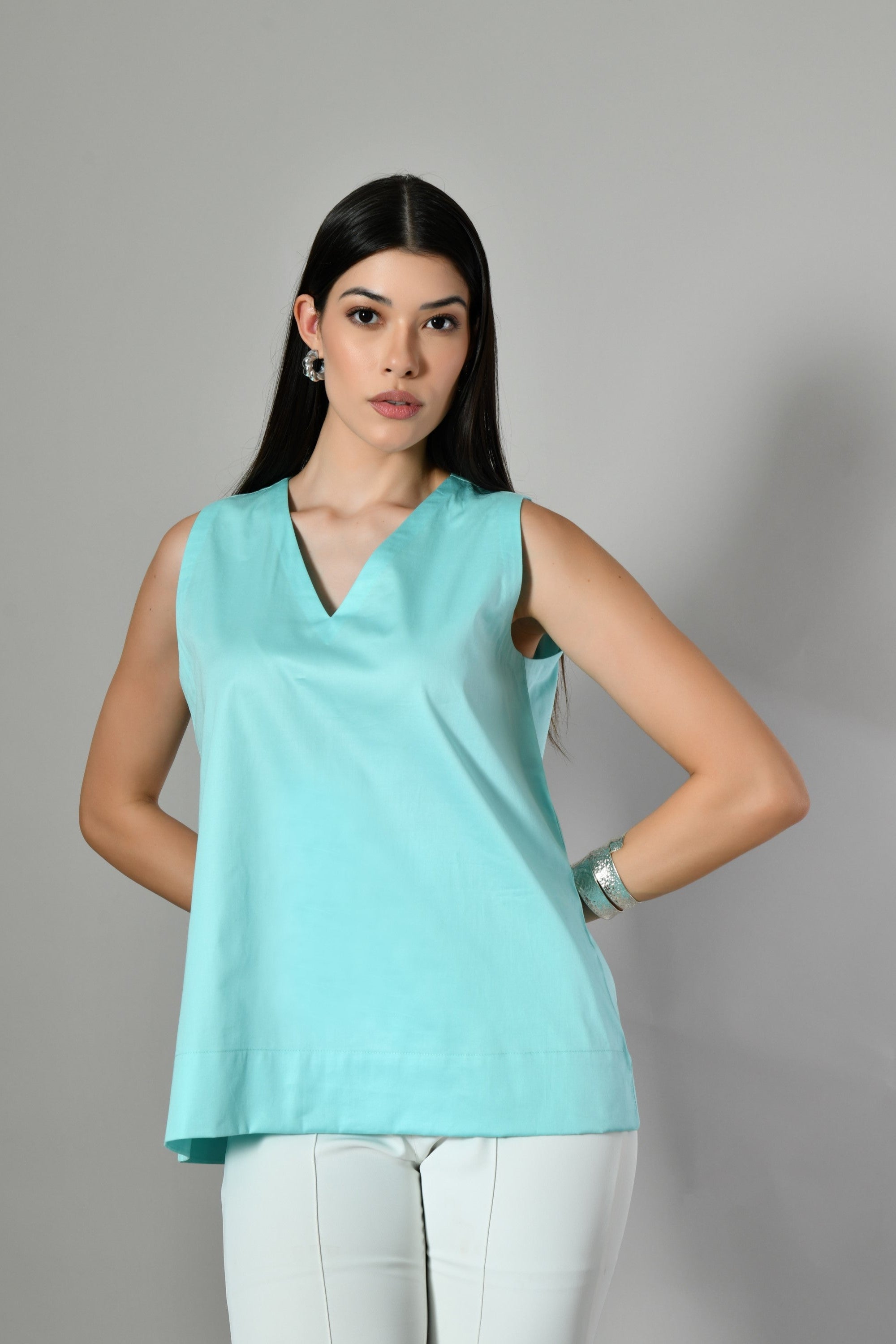Sleeveless V-neck cotton top for women – lightweight summer top perfect for jeans, casual outings, and party looks. tops for women, womens top, summer top, top for summer, Cotton top, Cotton Designer top