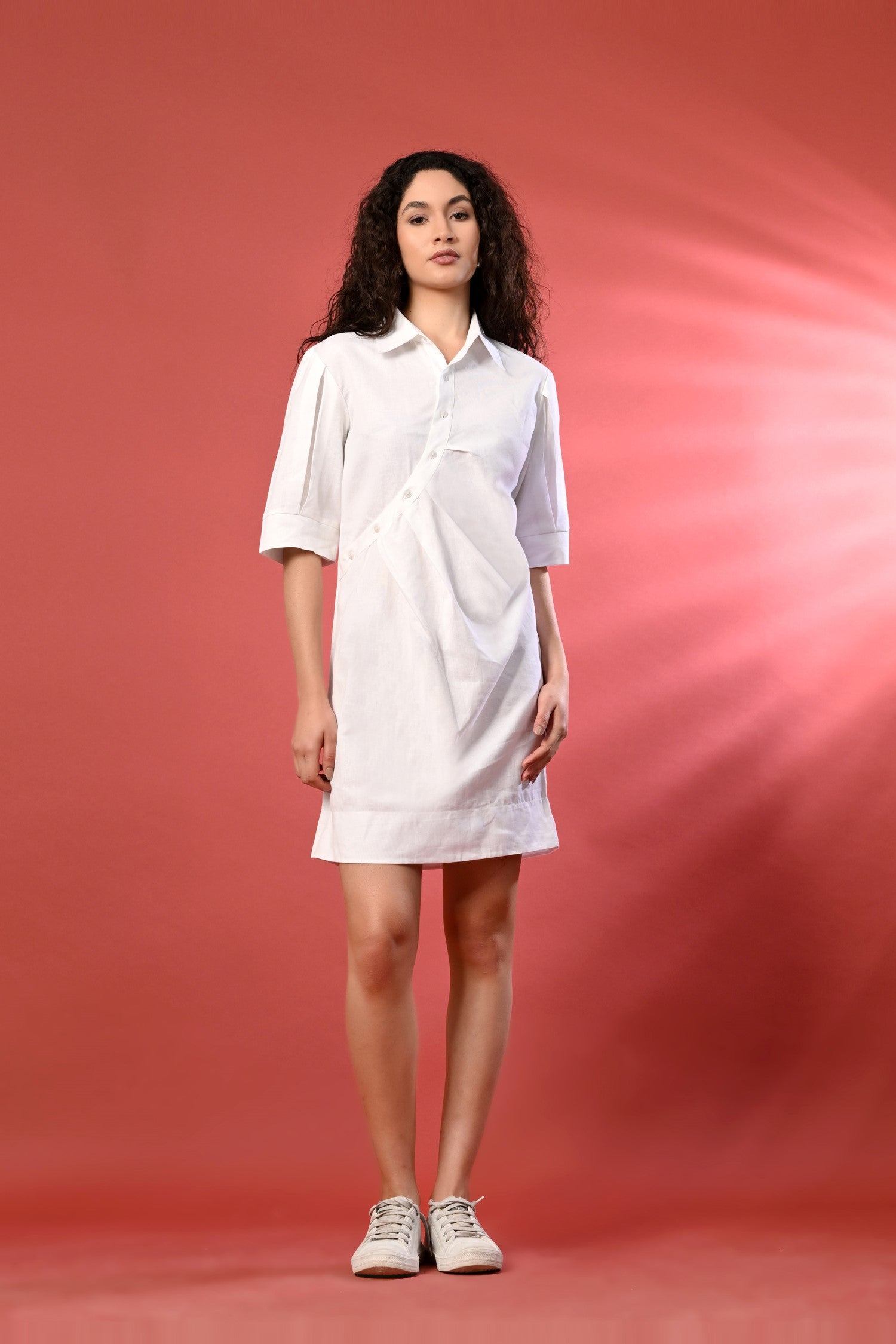 Elegant White One-Piece Dress for Summer – Stay stylish in this breezy white summer dress, perfect for warm days.
