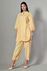 Linen coord set for women – two-piece summer outfit with trousers, perfect for casual days or beach vacations.