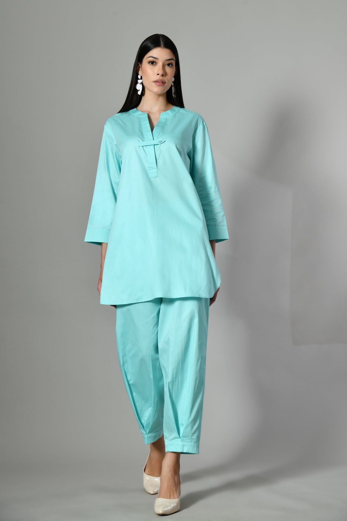 Cotton kurta co-ord set for women – lightweight summer ethnic wear with 3/4 sleeve band collar kurta and matching pants. 