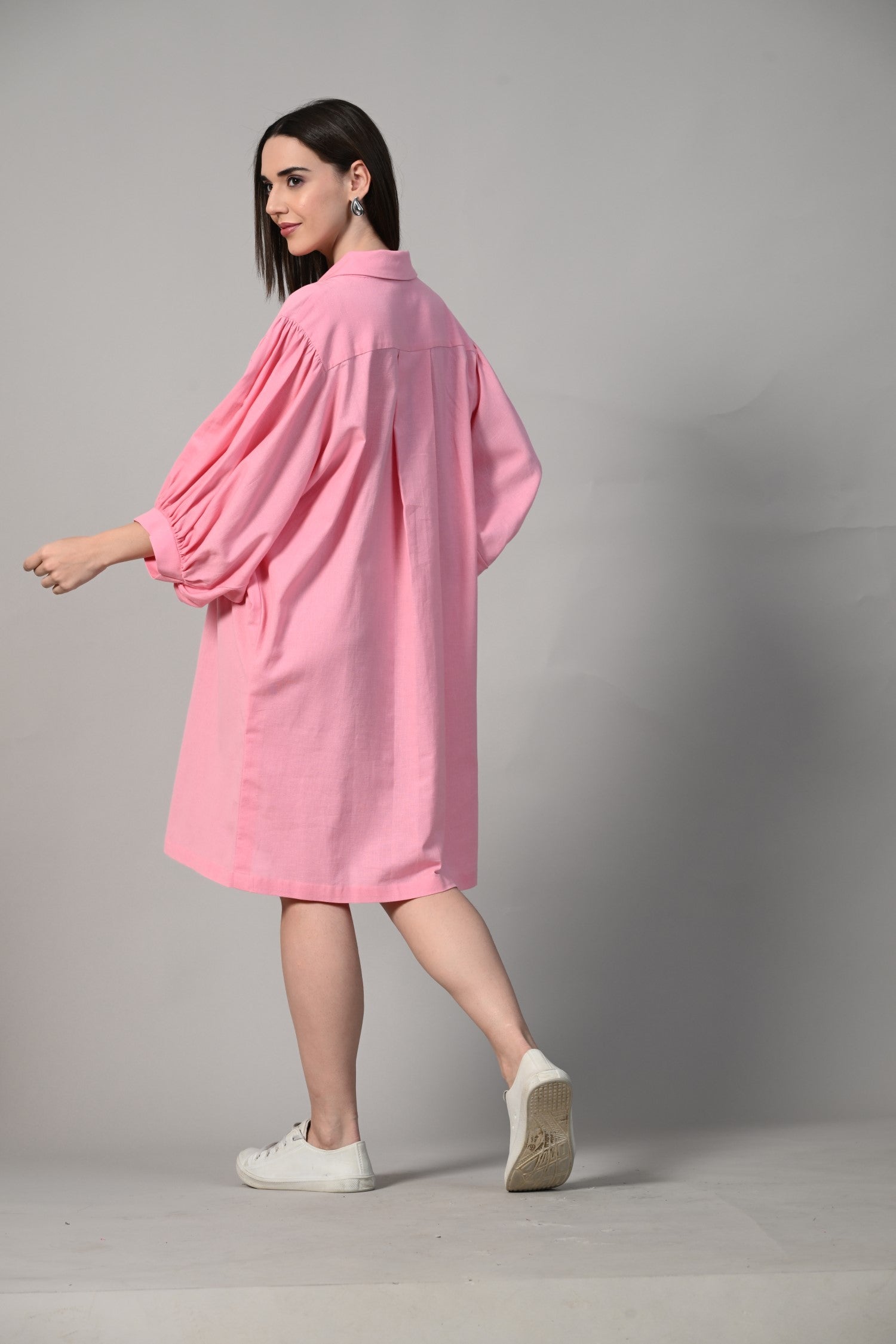 Stylish summer dress for women,designed for ultimate comfort and elegance. This classy dress for women for warm-weather event