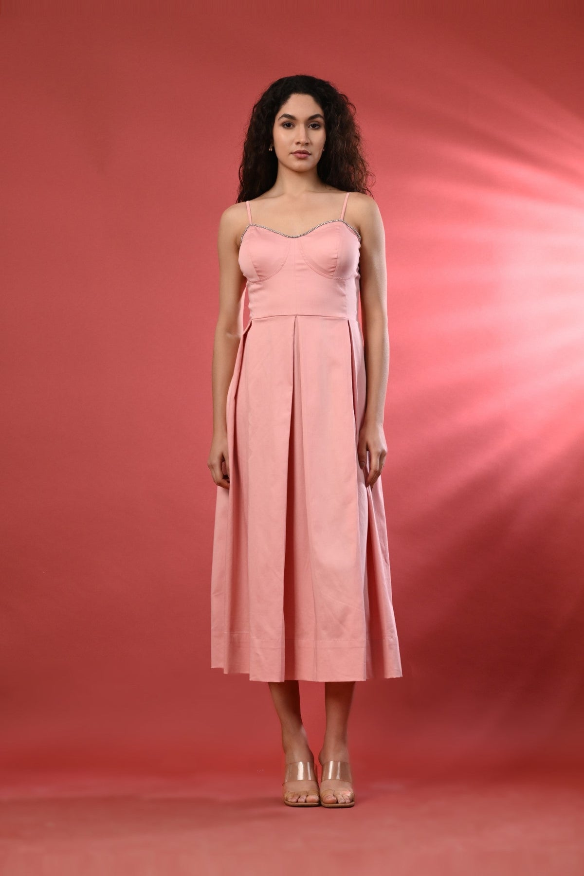 Elegant Pink Pleated Long Dress with Embroidery – Summer Outfit for Women