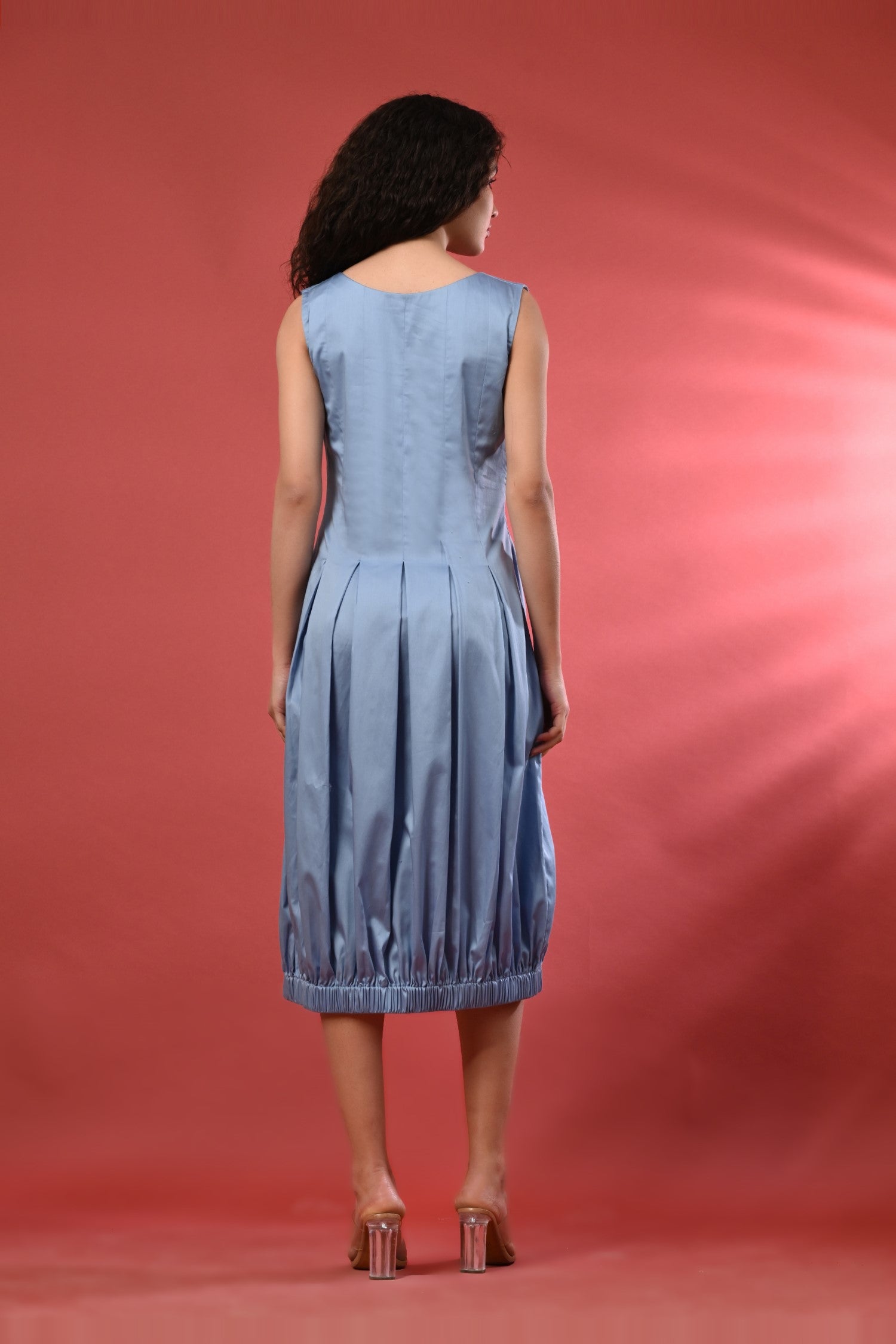 Elegant Sleeveless Summer Dress in Sky Blue – Perfect for Casual and Vacation Wear