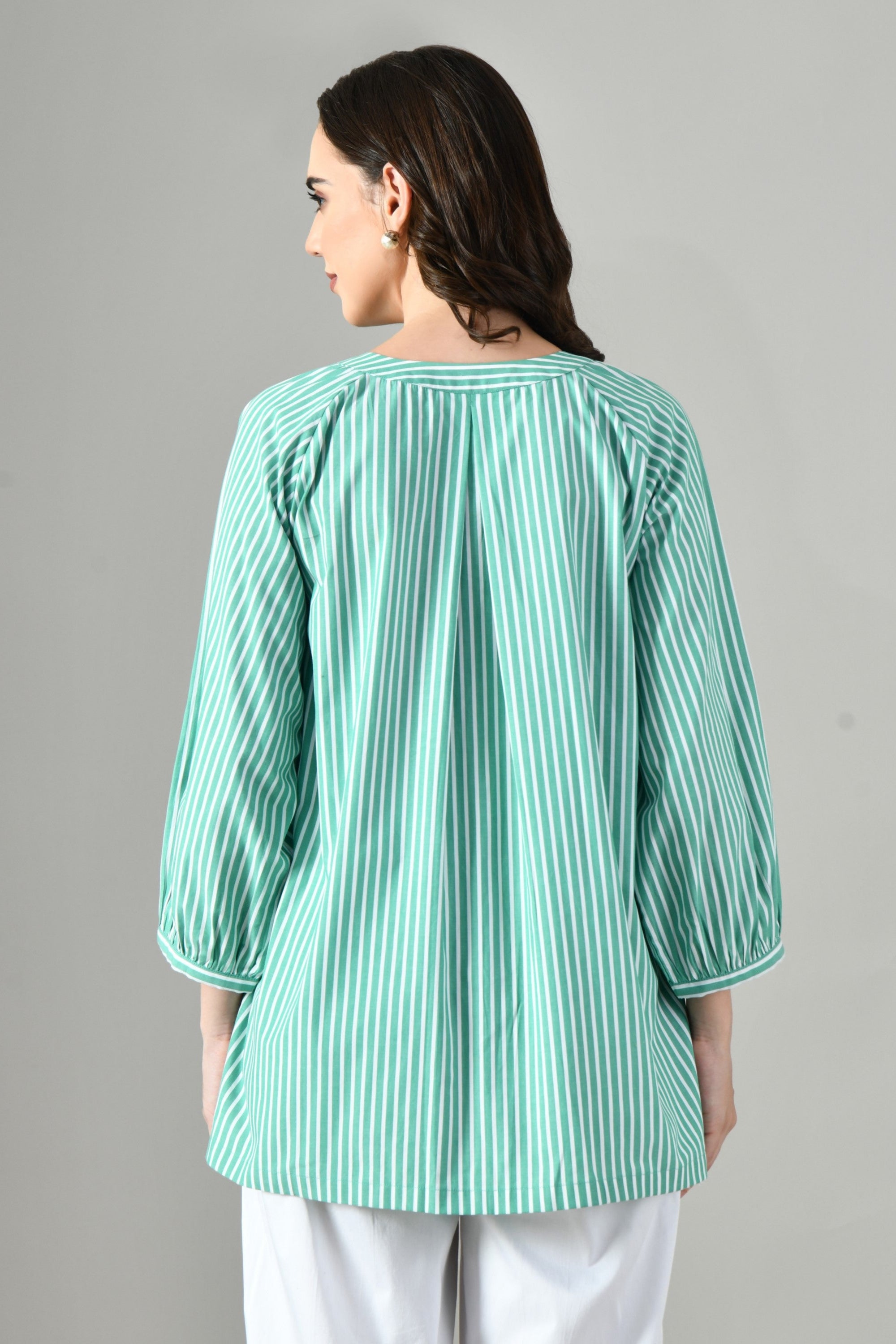 Loose fit green poplin shirt with stripes – full sleeve cotton tunic for women, perfect for casual summer wear. loose fit shirt for women, designer shirt in gurgaon, comfortable shirt for women, summer shirt for women, cotton shirt for women